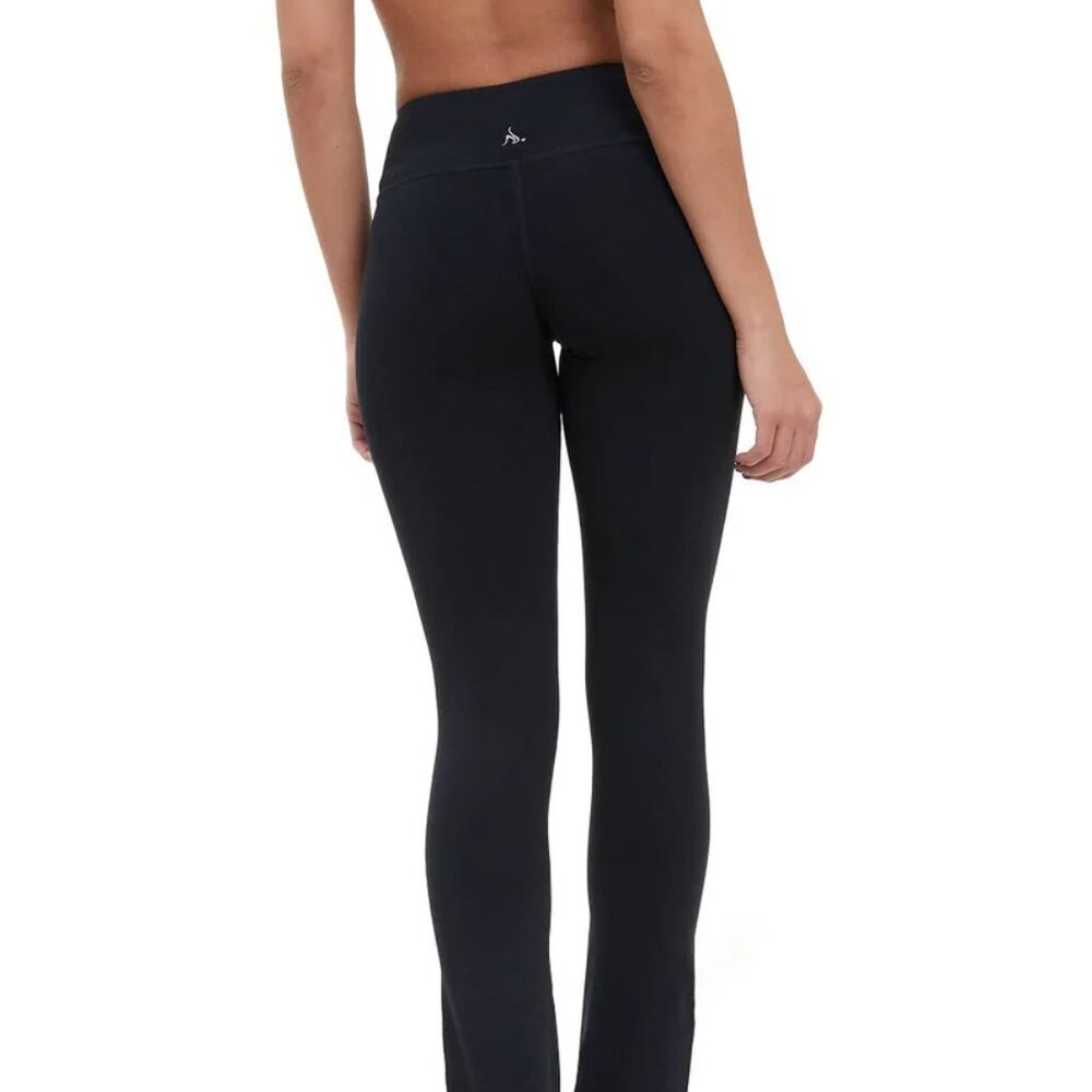 Nancy Rose Performance Teaser Pant - Medium Rise Short Inseam 2 - Picture 2 of 16
